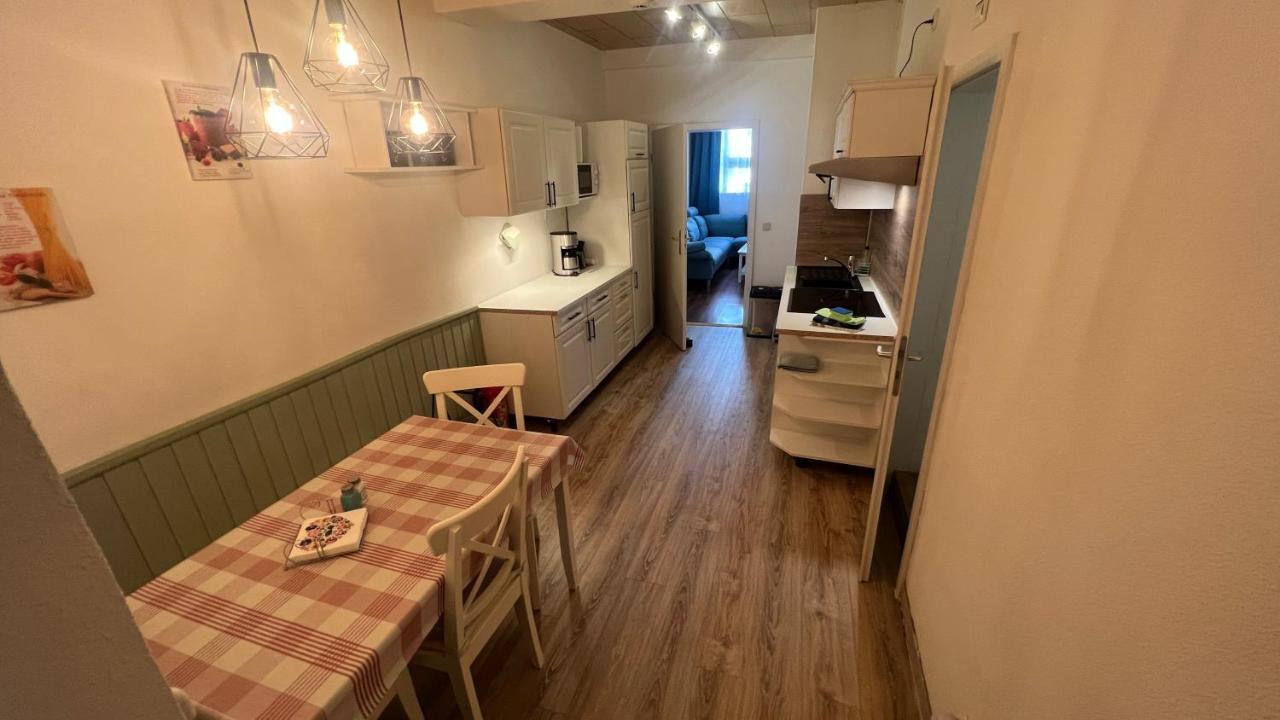 Ferienwohnung Wetzig W2 - Breite Strasse 104 ヴェルニゲローデ エクステリア 写真