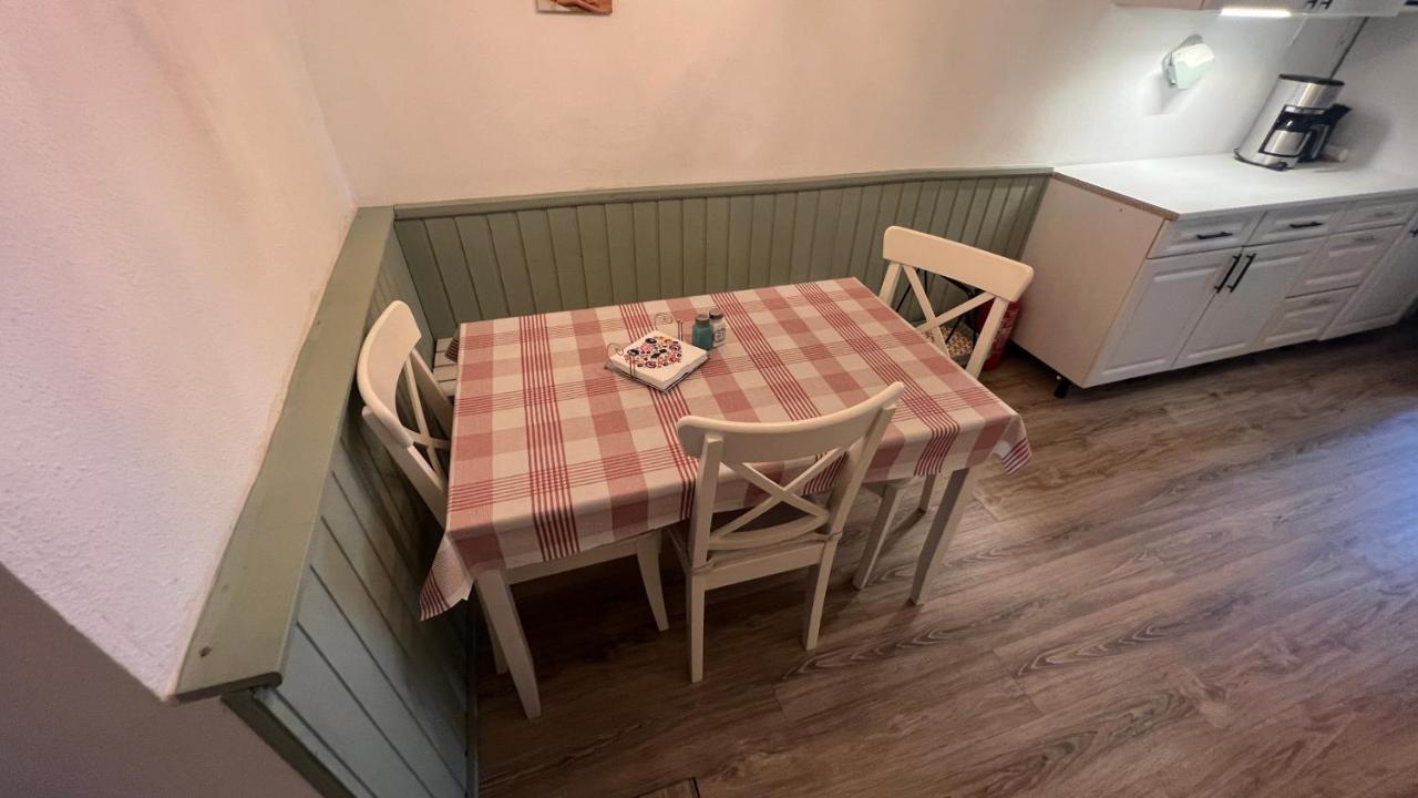 Ferienwohnung Wetzig W2 - Breite Strasse 104 ヴェルニゲローデ エクステリア 写真